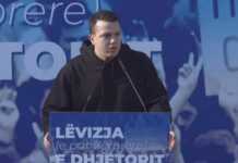 Djali i Azem Hajdarit: “Ai nuk mendonte sot për sot, por për të ardhmen e shqiptarëve” – Homazhe për heroin e demokracisë dhe Lëvizjen e Dhjetorit