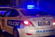 Aksident fatal në Tiranë/ Makina përplas motomjetin në rrugën e Prushit, humb jetën 40-vjeçari