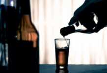 “Një në tre vdekje në Evropë lidhet me alkoolin” – paralajmëron OBSH-ja masa parandaluese