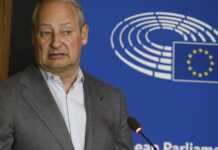 Schieder shmang komentet për akuzat e Berishës mbi AKSHI-n: “Nuk mund të flas për gjithçka që thotë ai”