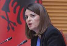 Ministrja Koçiu: “Dhuna nuk është kauzë, është sabotim”