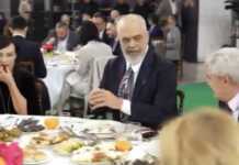 “Sofra e iftarit bashkon të gjitha besimet” – Rama dhe bashkëshortja shtrojnë iftar në muajin e Ramazanit