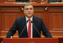 Blushi: “Kuvendi sot vjen erë naftë, Bordi i Transparencës është zhvatës”