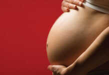 Studimi: Shtatzënia sjell ndryshime të qëndrueshme në trurin e gruas