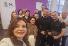 Spiropali publikon foto me socialistët, opozita e quan ‘marketing politik të dëshpëruar’