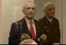 Meta i transformuar në gjyq pas 18 muajsh izolim – detaje nga jeta e tij në paraburgim