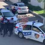 Tiranë: Arrestohen dy persona për vjedhje banese, dyshohet se morën 28 mijë euro dhe bizhuteri