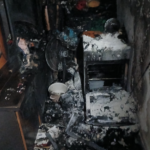 “Flakët përfshijnë një apartament në Burrel”, zjarrfikësit shmangin përhapjen në banesat e tjera