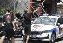 “Goditën policët, sulmuan deputetët dhe një gazetar”/ Policia arreston 19 protestues pas tensioneve te Kuvendi, procedohen edhe 12 të tjerë