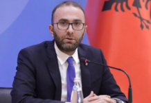 “Shkrirja e 15 bashkive nuk është reformë”/ Opozita akuzon PS: Synon centralizimin e pushtetit dhe përfitimin elektoral