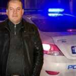 E rëndë në Lushnje, 45-vjeçari vrau nënën 80-vjeçare me sëpatë dhe plagosi rëndë babanë