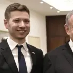Kërcënim serioz ndaj jetës, Yair Netanyahu kthehet me urgjencë në Izrael nga SHBA