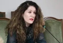 Vlora Hyseni ndalohet në Vërmicë, burimet: “Qëndroi gjatë ditës në Kosovë dhe u dorëzua te autoritetet shqiptare”